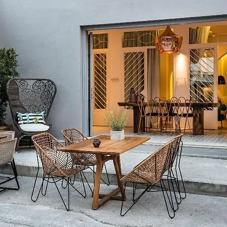 Nyx Chic Manor Ξενοδοχείο 3*