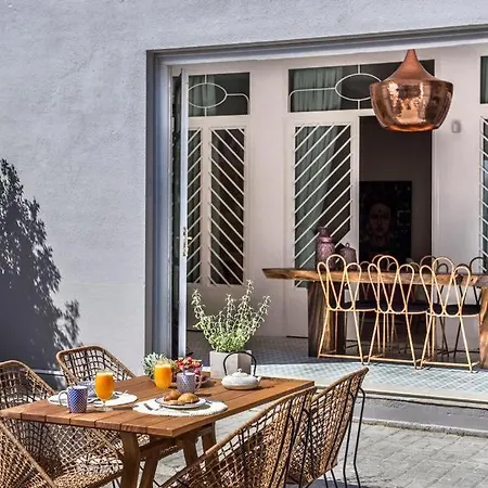 Nyx Chic Manor Ξενοδοχείο 3*